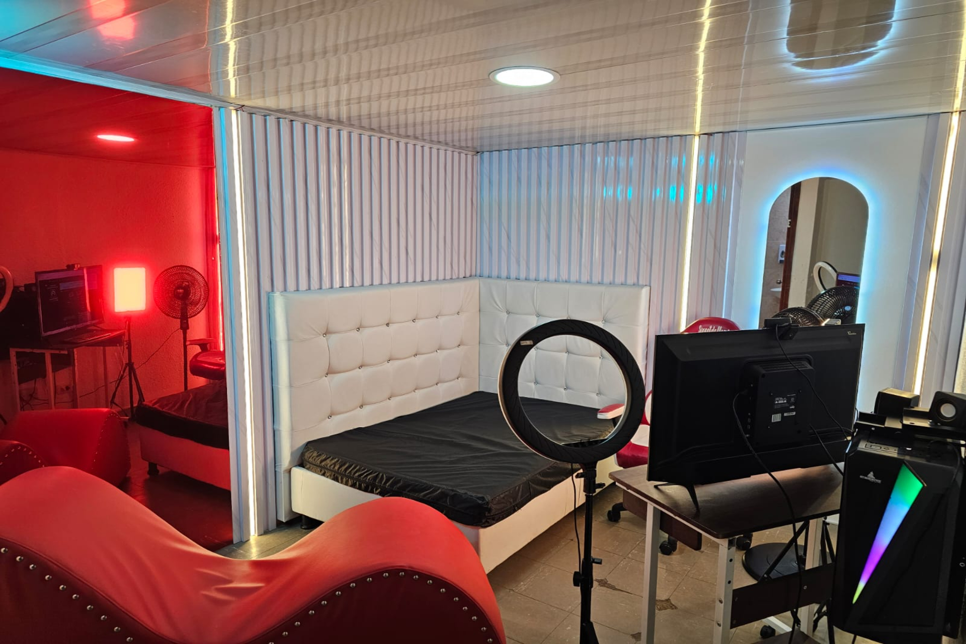 WhatsApp Image 2025-10-07 at 10.08.30 AM